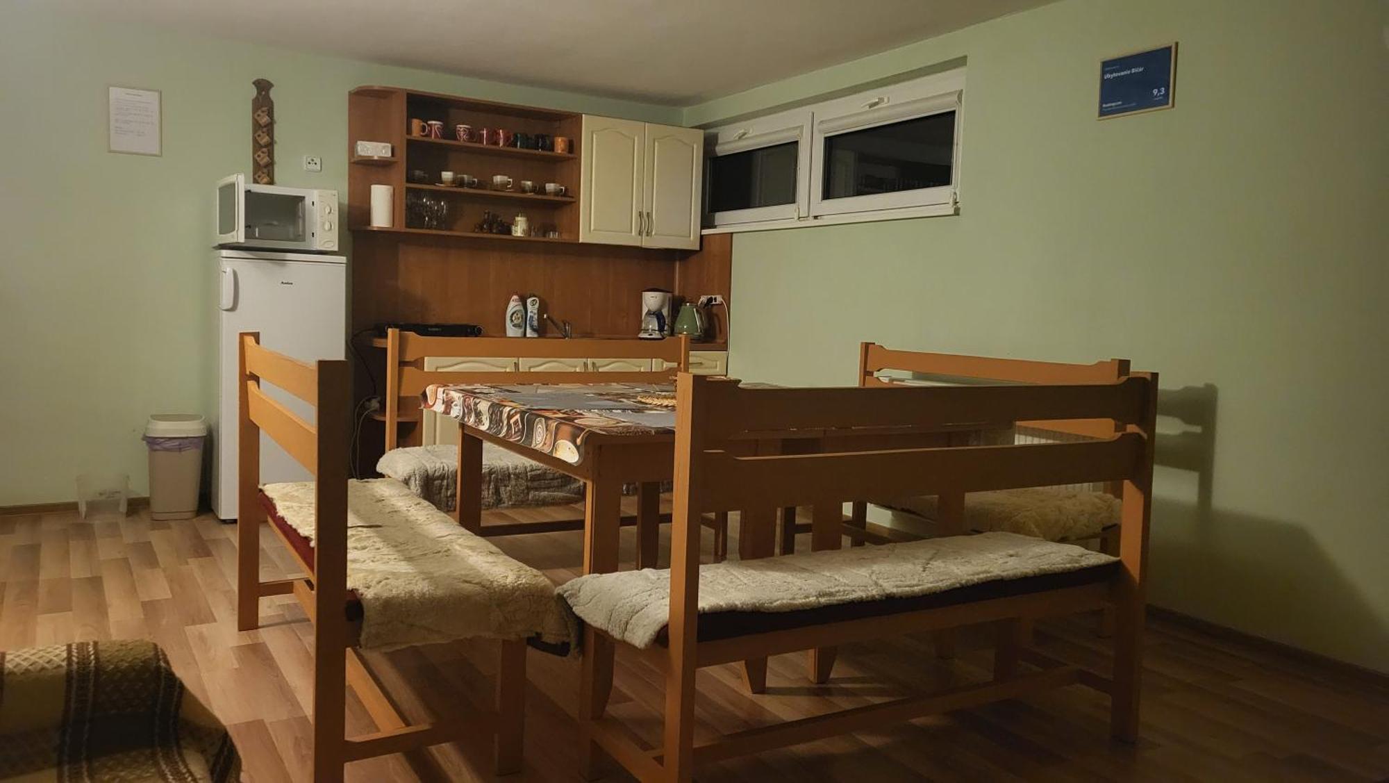 Batizovce Ubytovanie Bicar מראה חיצוני תמונה